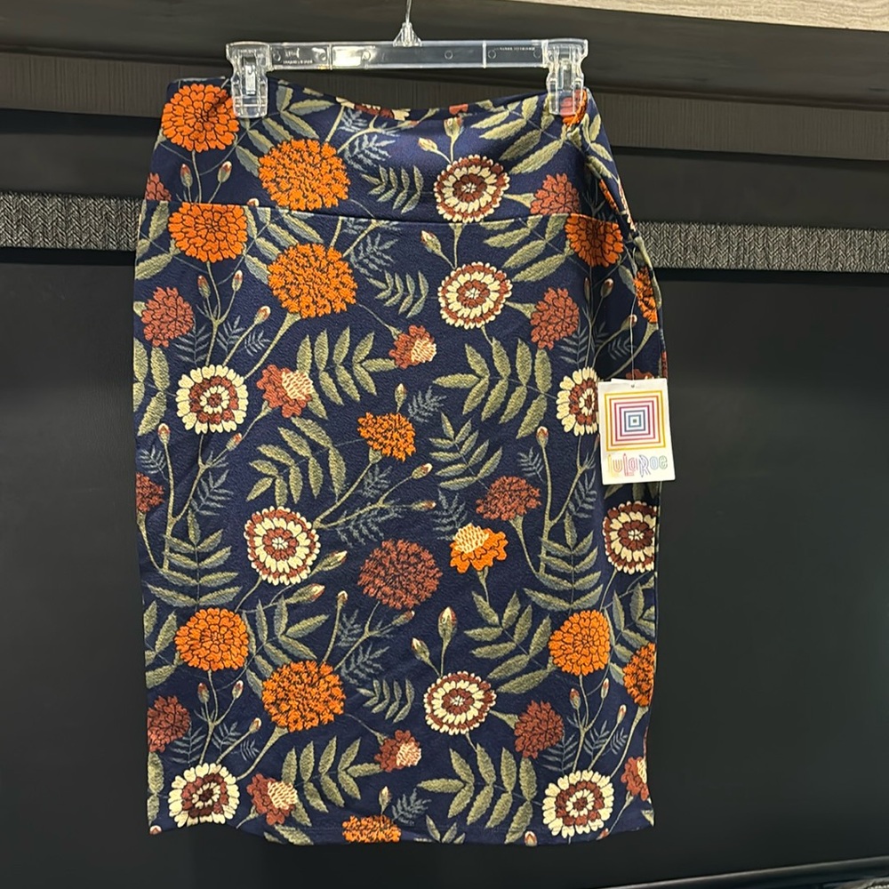 NWT Lularoe Cassie skirt size X-Large